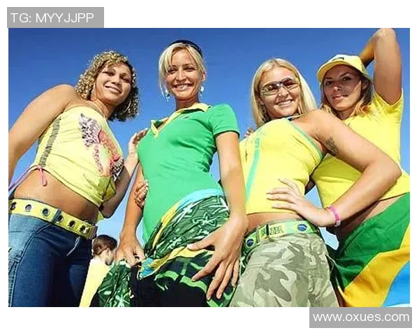 足球明星背后的女人们她们的美丽与风采尽在照片中展现 足球明星背后的女人们她们的美丽与风采尽在照片中展现